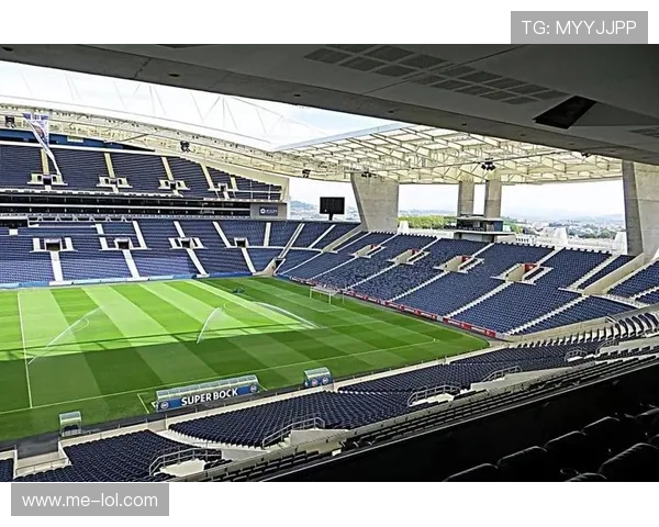 鲁美足球传奇再启航：从绿茵场到人生新篇章的辉煌蜕变